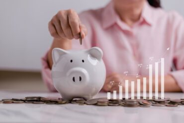 Should you move your super to cash when markets fall 269277
